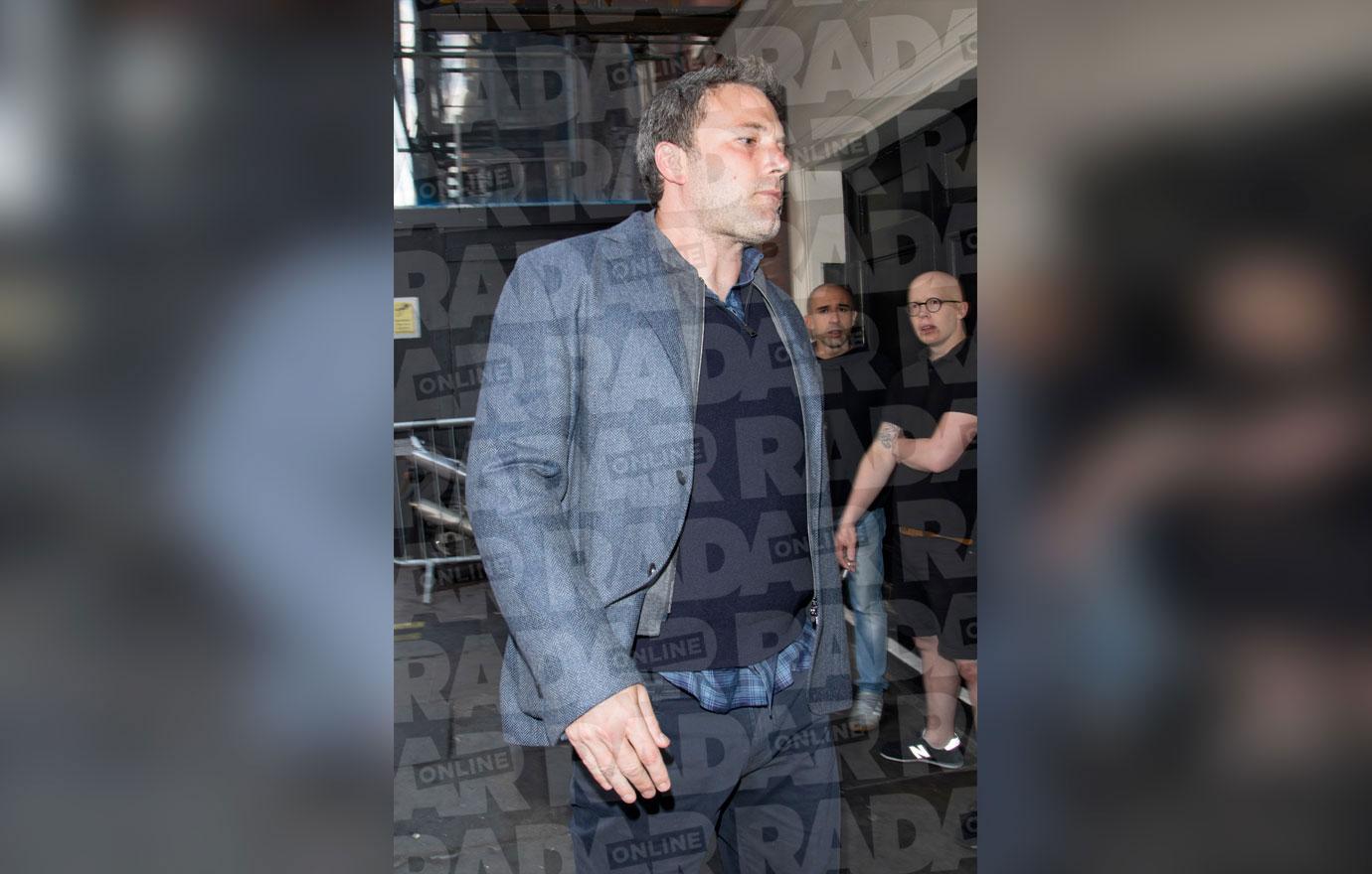 //ben affleck inside affair girlfriend lindsay shookus