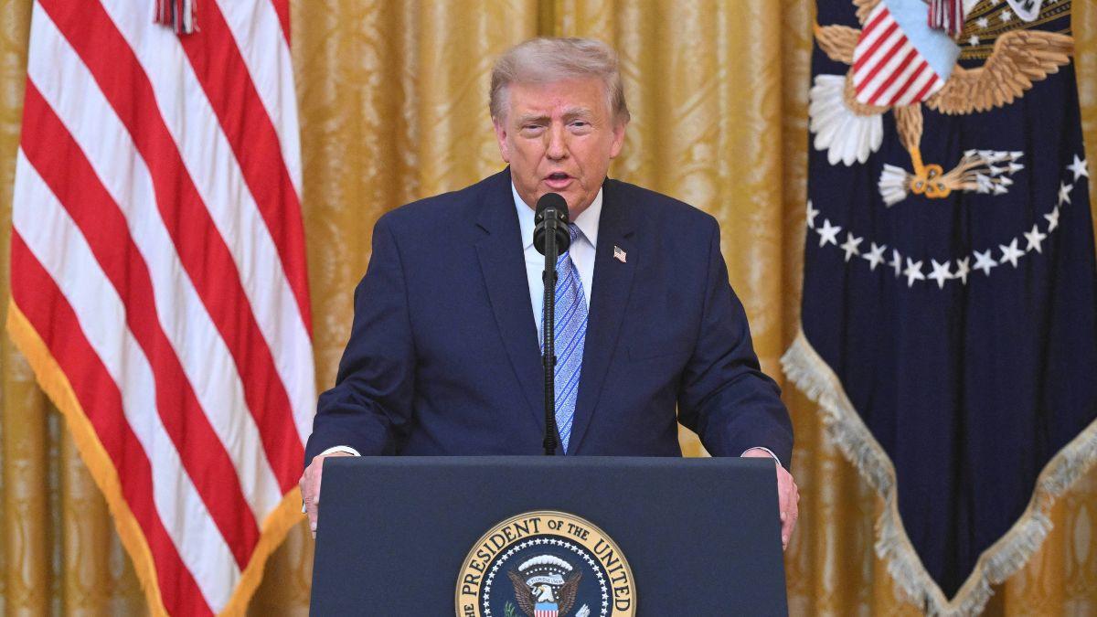 image of Donald Trump joked that the failed punchline was 'the only good one' in the entire speech.