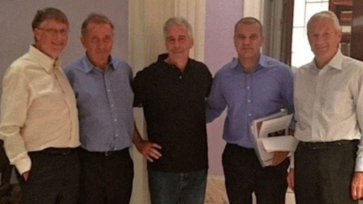 Photo of Bill Gates and Jeffrey Epstein