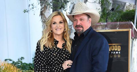 Photo of Trisha Yearwood and Garth Brooks