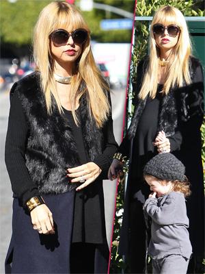 Where S The Baby Bump Thin Rachel Zoe Barely Showing At 9 Months Pregnant