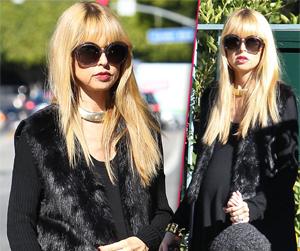 //rachel zoe barely showing pregnant tall