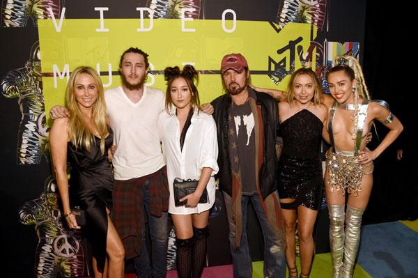 MTV VMAs Red Carpet 2015 Kylie Jenner Miley Cyrus Best Worst Wackiest Fashion