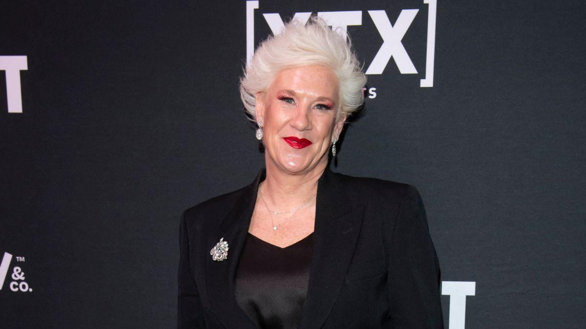 Photo of Anne Burrell