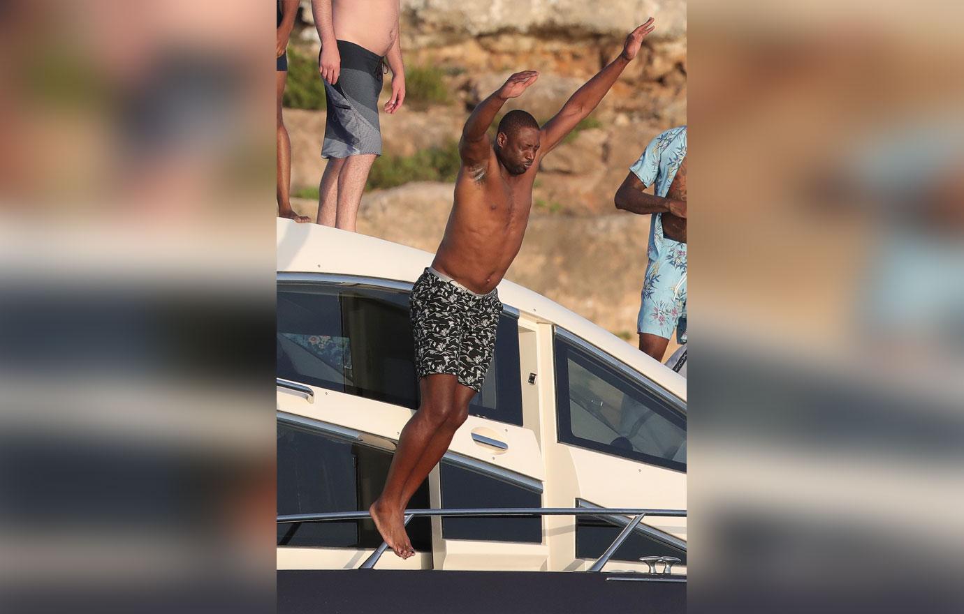 Gabrielle Union Flaunts Bikini Body On Holiday With Dwayne Wade