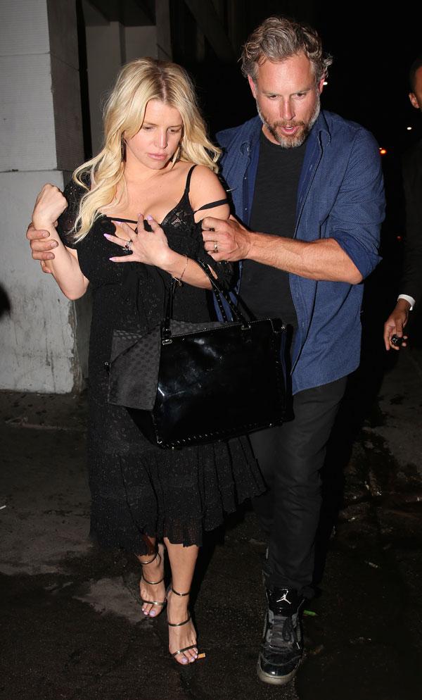 Jessica Simpson Hot Mess Photos