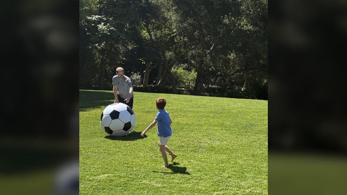 Photo of Prince Harry and Archie