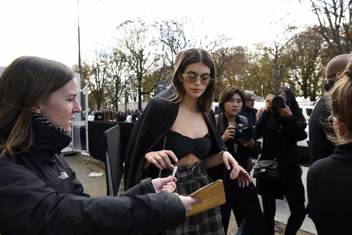 Cindy Crawford Kaia Gerber Chanel Paris