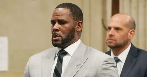 Photo of R. Kelly