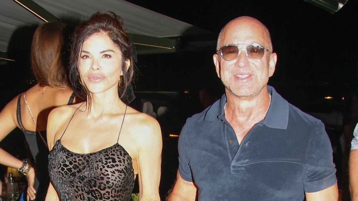 Picture of Lauren Sanchez and Jeff Bezos
