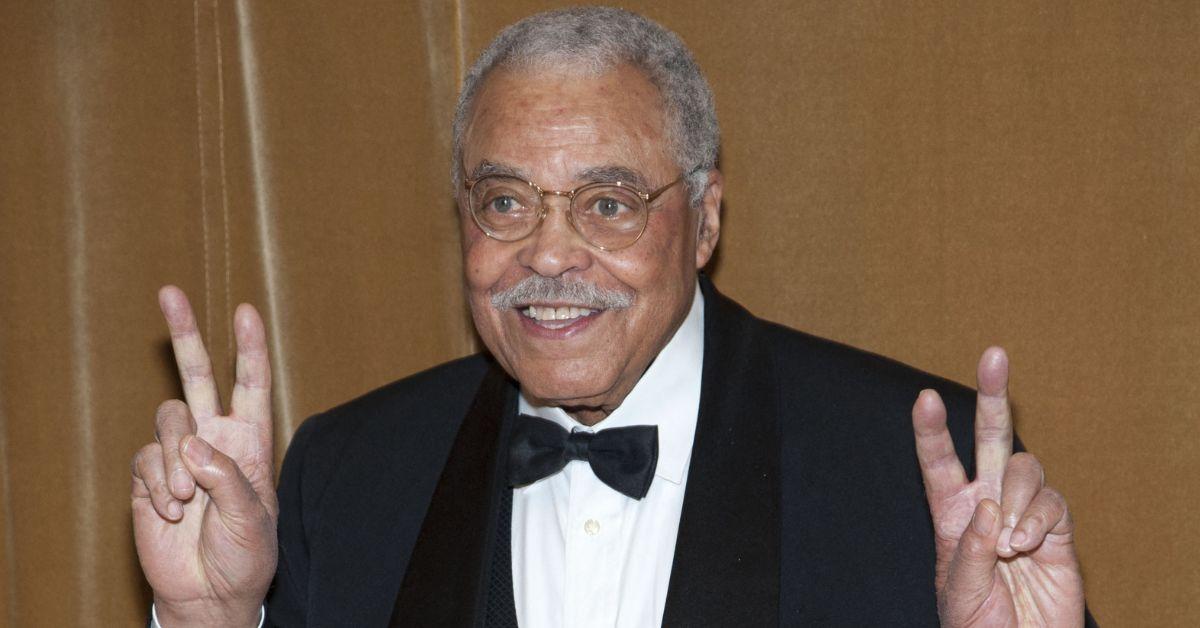 james earl jones blackface controversies war hollywood racists death