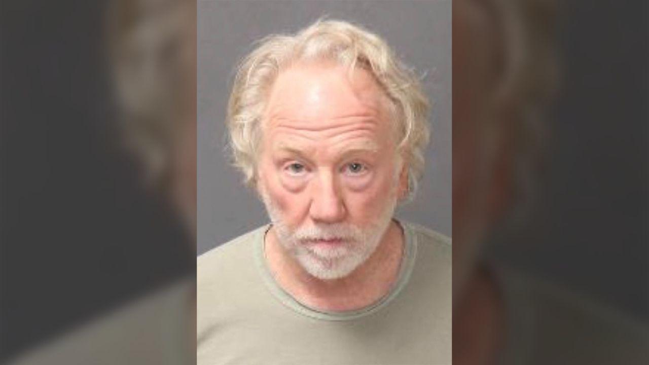 Timothy Busfield tearfully denies child sex abuse allegations, while testifying before a grand jury.