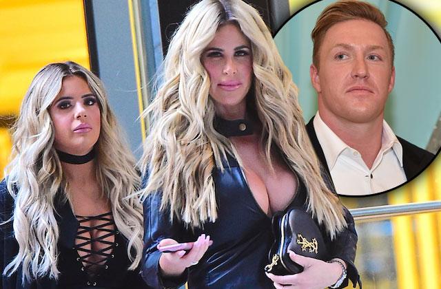 kroy biermann leaves kim zolciak nyc marital issues