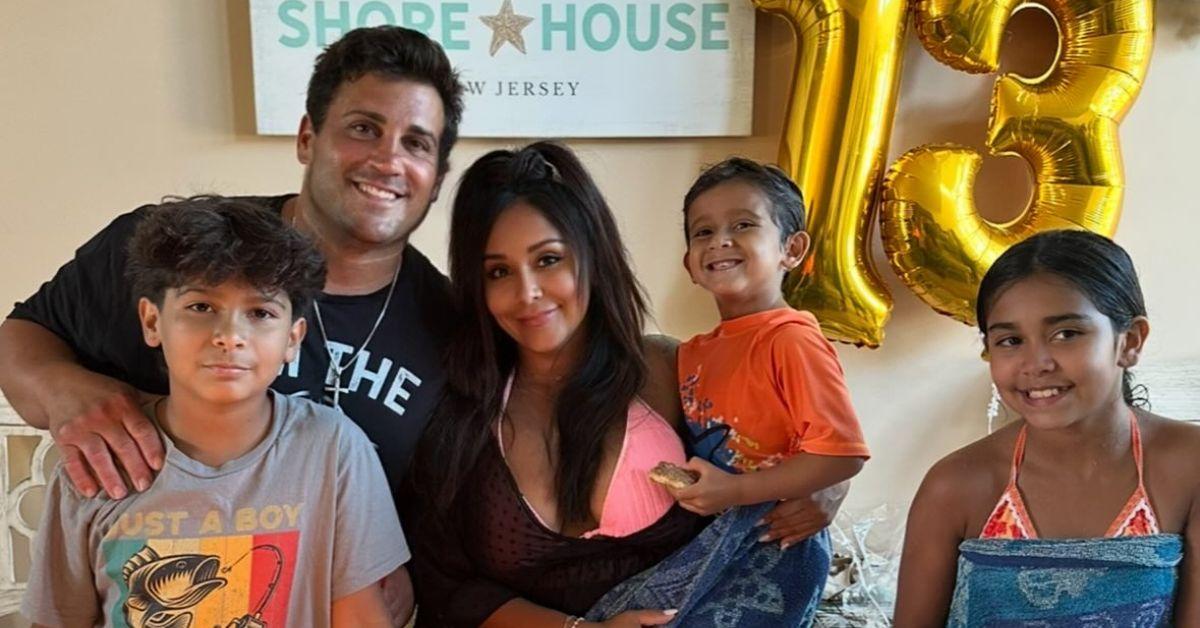 Photo of Nicole 'Snooki' Polizzi and family
