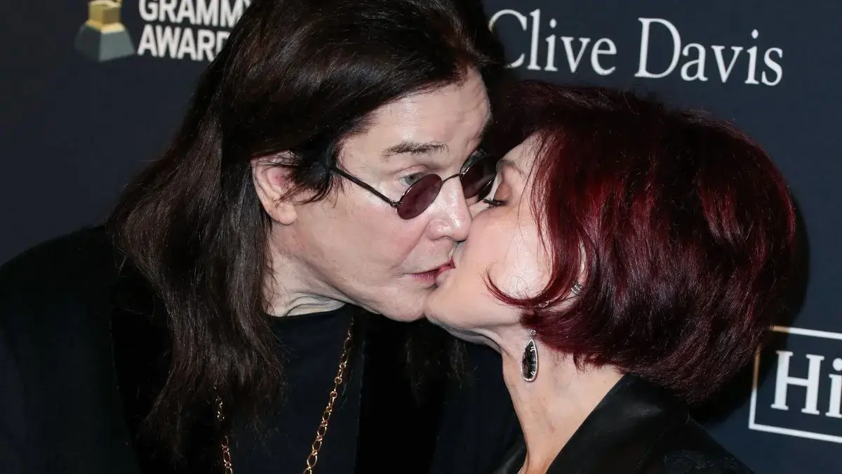 Ozzy Osbourne had difficulties walking prior to his death.