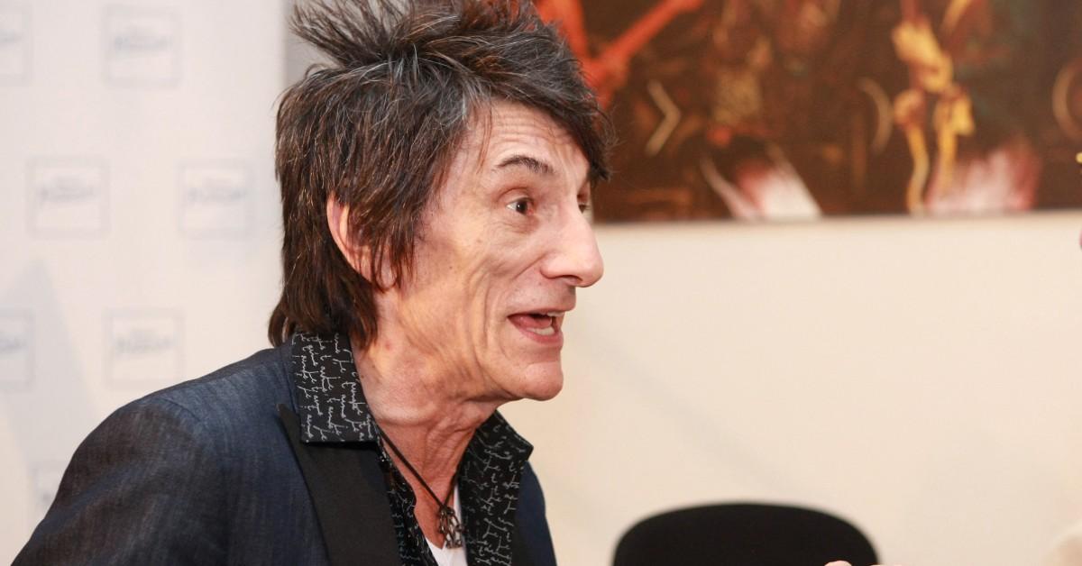 rolling stone ronnie wood  admits hes dumped drink and drugs for obsession with gay artist caravaggio im happier than ever