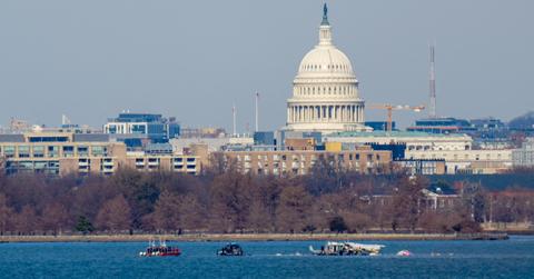 american airlines crash cnn bakari sellers blames donald trump apology