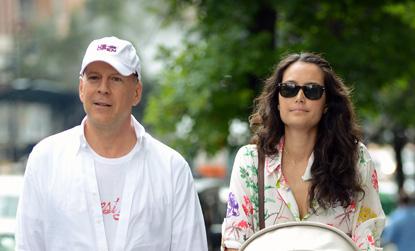 //inf_bruce_willis_takes_his_