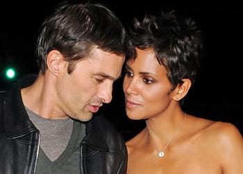 //halle berry engagement olivier martinez