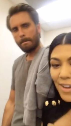 Kourtney Kardashian And Scott Disick Tease Fans That They Re Back Together