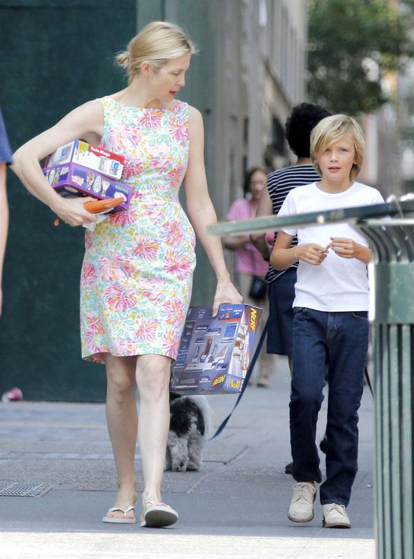 //kelly rutherford custody battle daniel giersch kids nyc