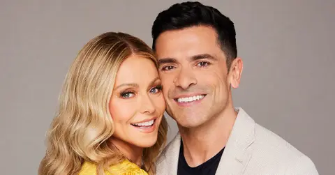 Photo of Kelly Ripa and Mark Consuelos