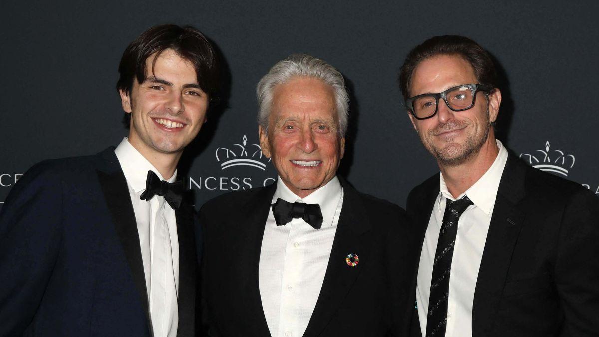 picture of Dylan Douglas, Michael Douglas and Cameron Douglas