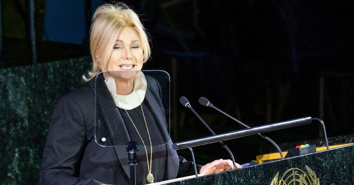 Friends said Furness is finally free and eyeing a deeper connection with longtime pal Travolta.