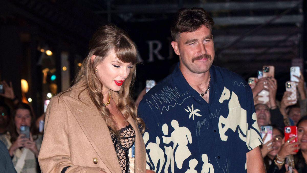 picture of Taylor Swift and Travis Kelce