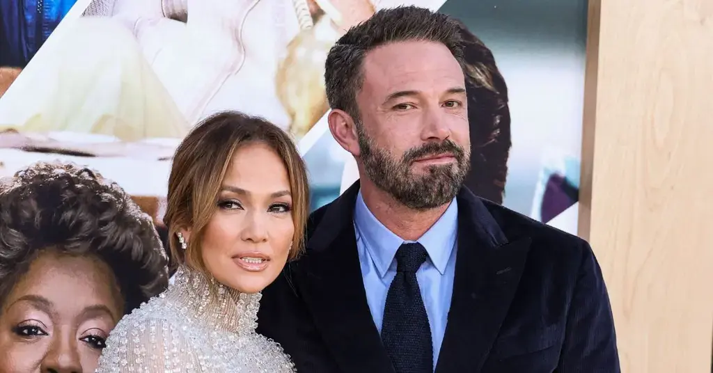 jennifer lopez spends million la mansion ben affleck marital home