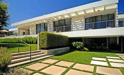 //jennifer aniston new house