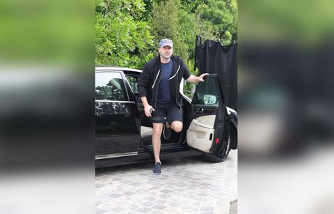 ben affleck returns home rehab sober coach