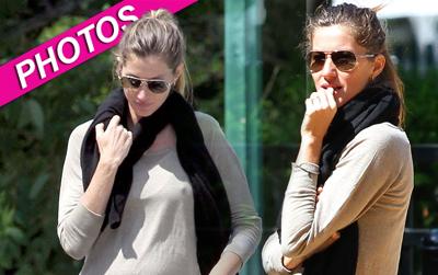 //gisele bundchen baby bump tom brady