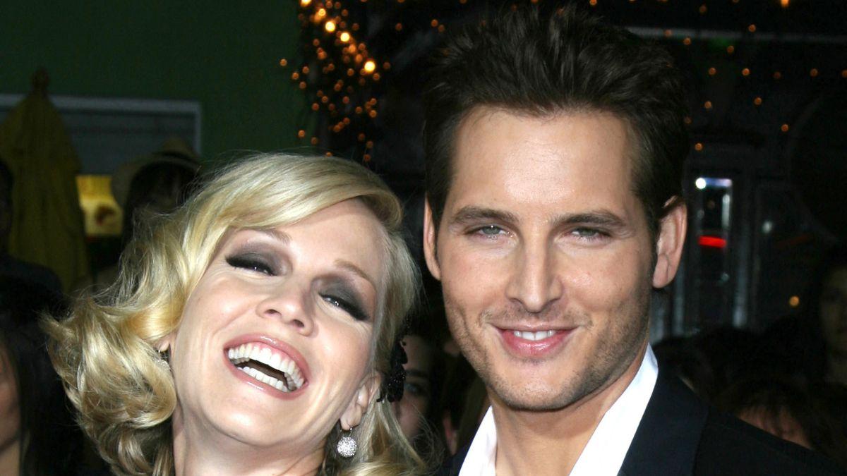 Photo of Jennie Garth and Peter Facinelli