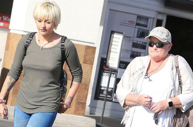 //Debbie Rowe Chemotherapy Paris Jackson