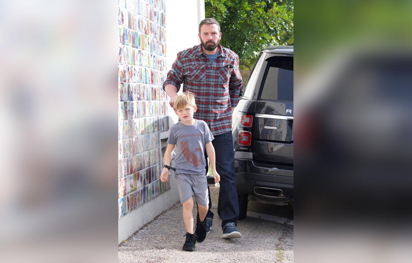 Ben Affleck And Jennifer Garner Head To Church