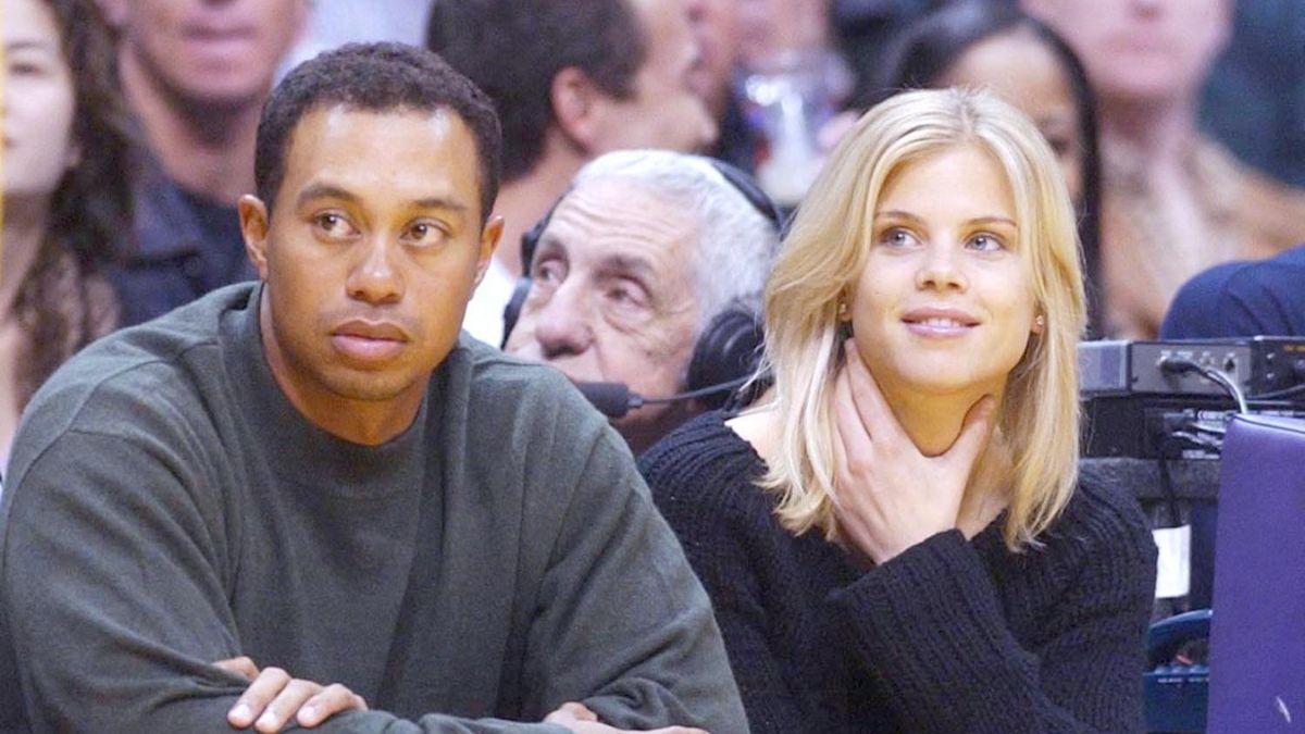 Photo of Tiger Woods, Elin Nordegren
