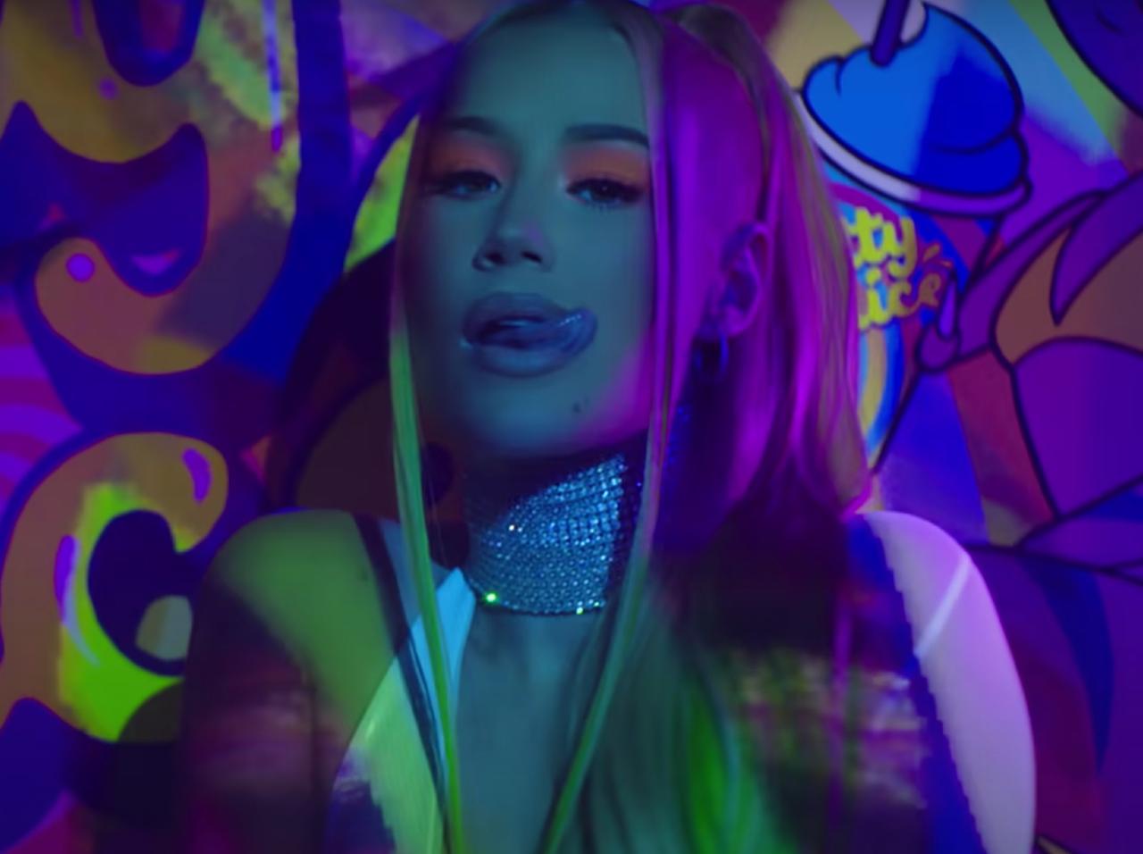 Iggy Azalea Claims YouTube Is Conspiring Against Her