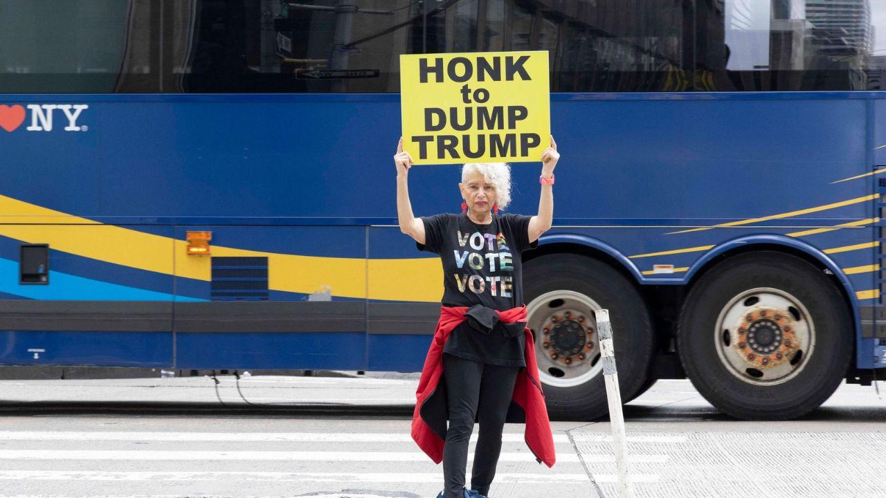 Less republicans are supporting their MAGA candidate compared to Democrats supporting Democratic candidates.