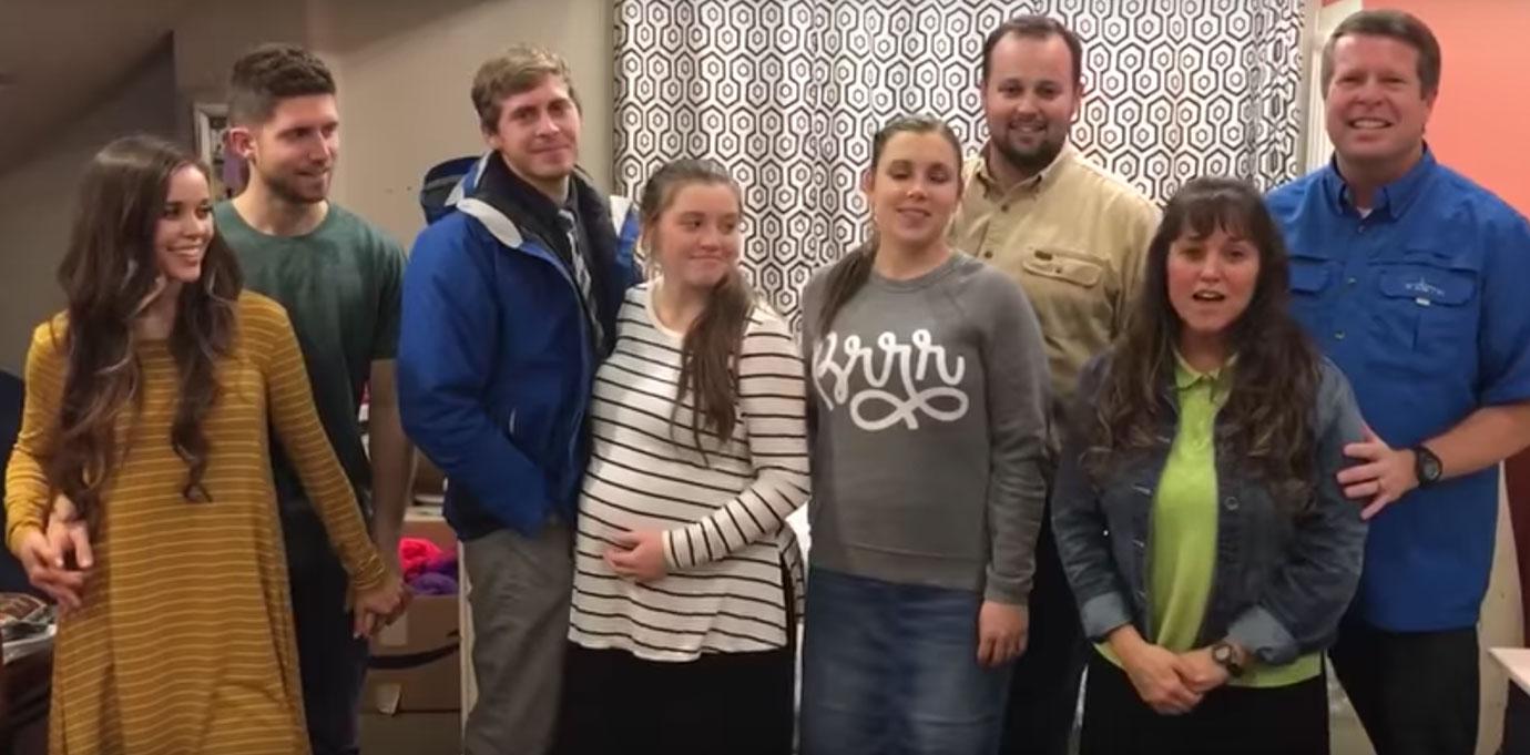 josh duggar sisters bedroom rules molestation scandal