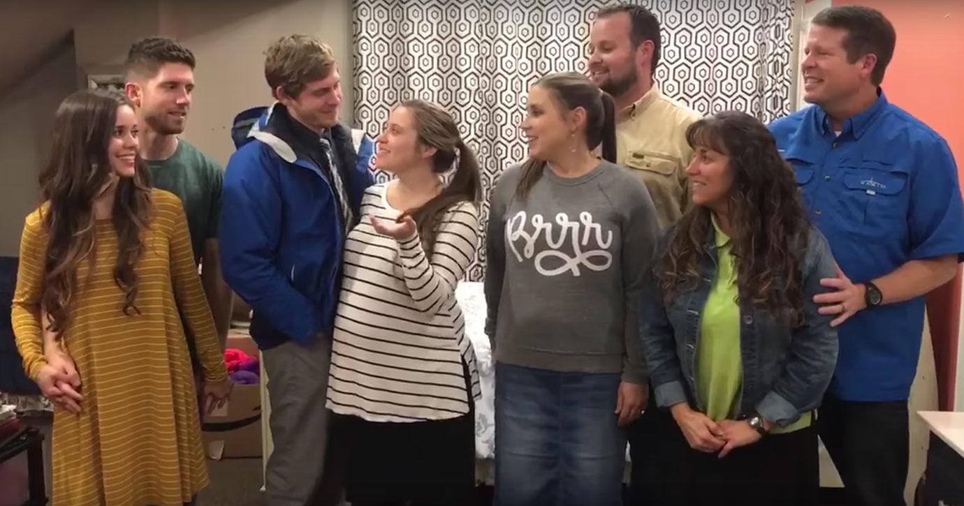 josh duggar sisters bedroom rules molestation scandal