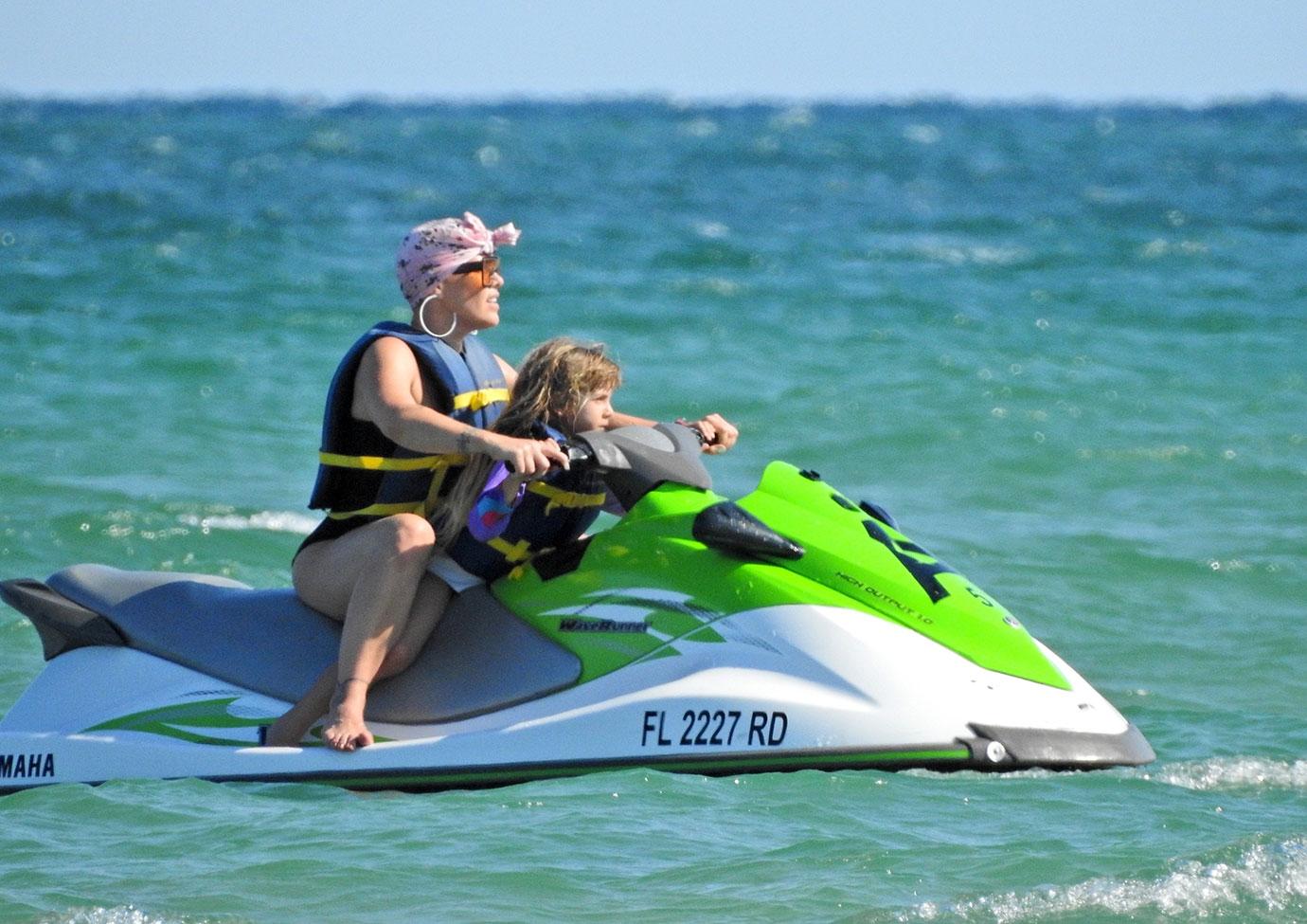 Pink Husband Family Beach