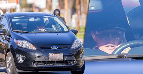 //bruce jenner phone driving fatal crash