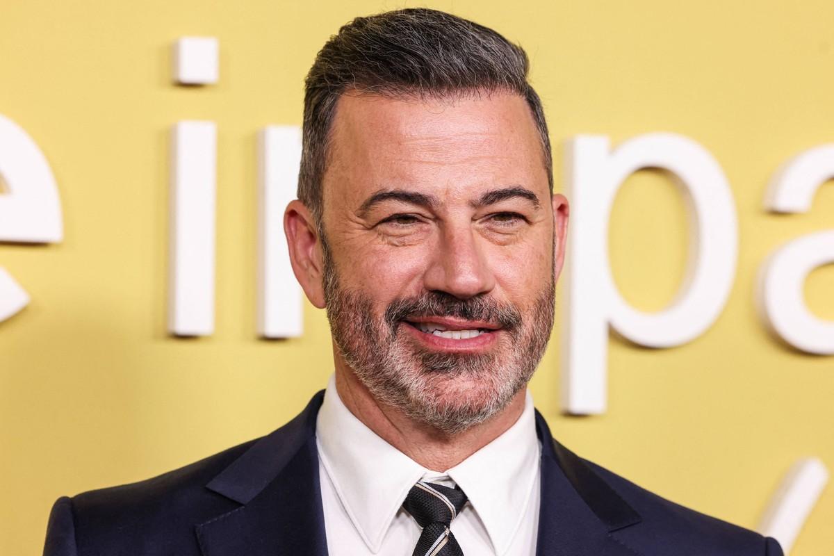 Insiders claimed Jimmy Kimmel's frequent attacks on Donald Trump are frustrating fans and industry friends.