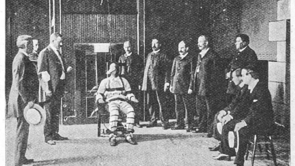 america worst execution electric chair pedro medina death still alive