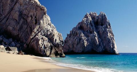 //two heads found in cooler at mexican resort pp