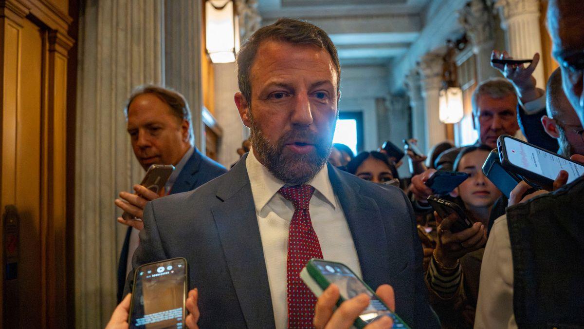 Photo of Markwayne Mullin