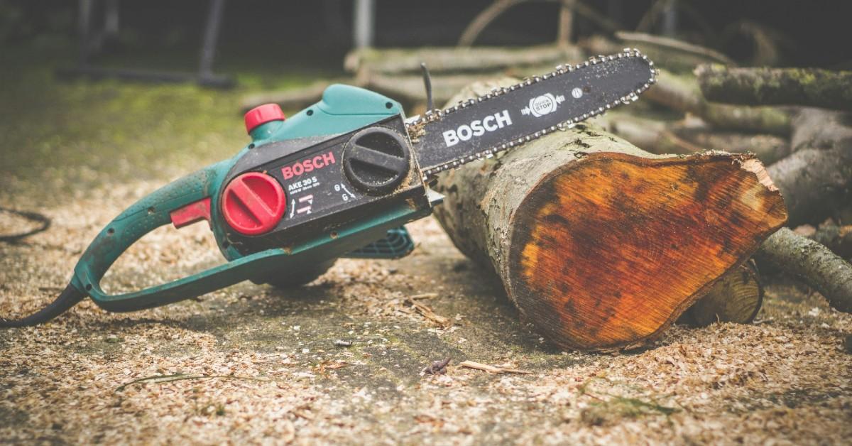 Photo of chainsaw