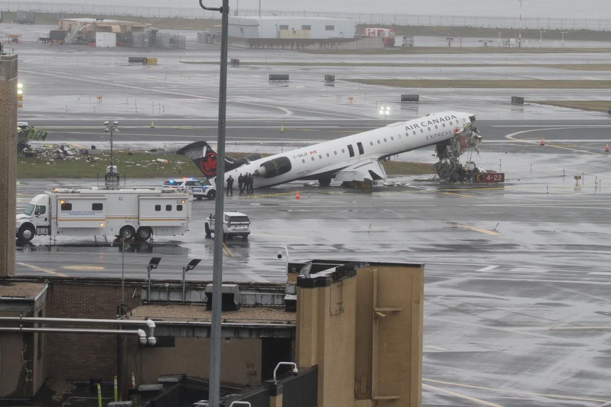 A tragic accident occurred at New York City's LaGuardia Airport.