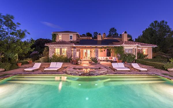 Selena Gomez Mansion Photos